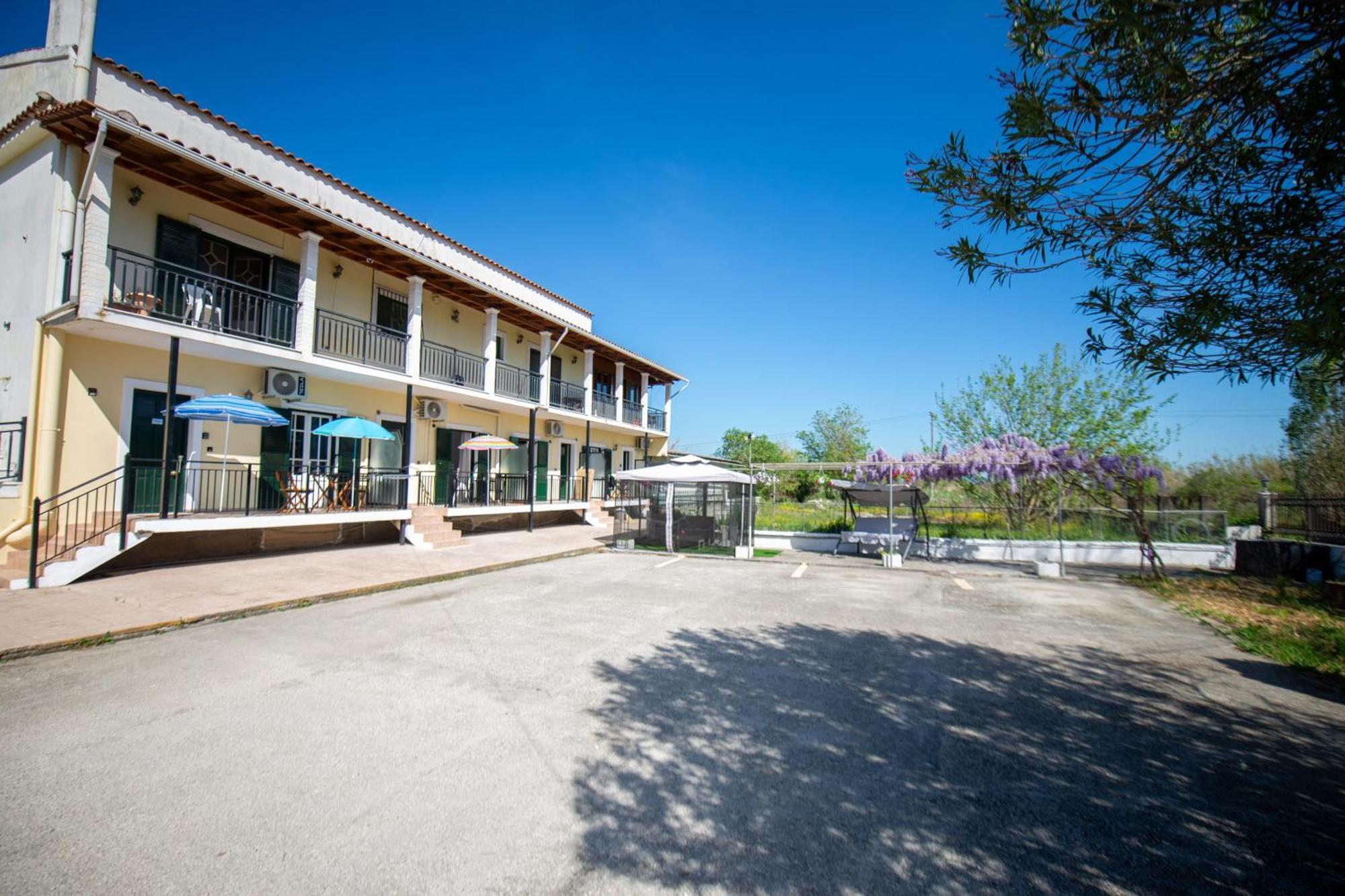 Ionian Luxury Apartments Perama  Exterior photo